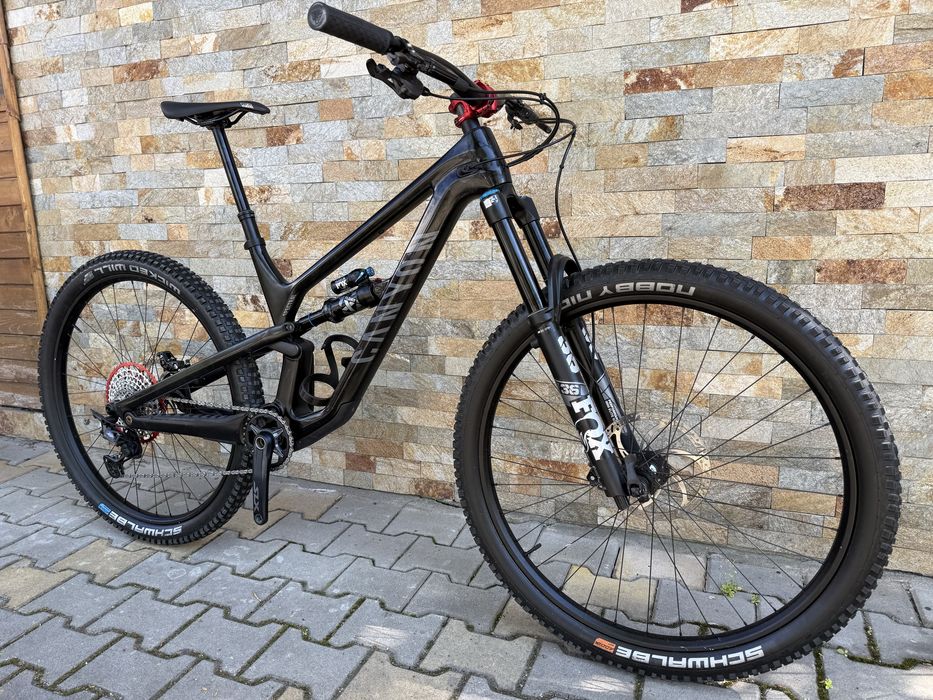 2024 Canyon Spectral CF8 29" карбонов МТБ байк