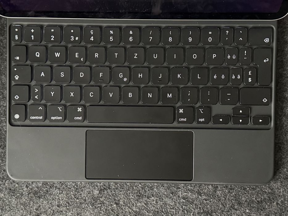 Tastatura originală Apple Magic Keyboard iPad Pro 11" / Air (Model A2261)