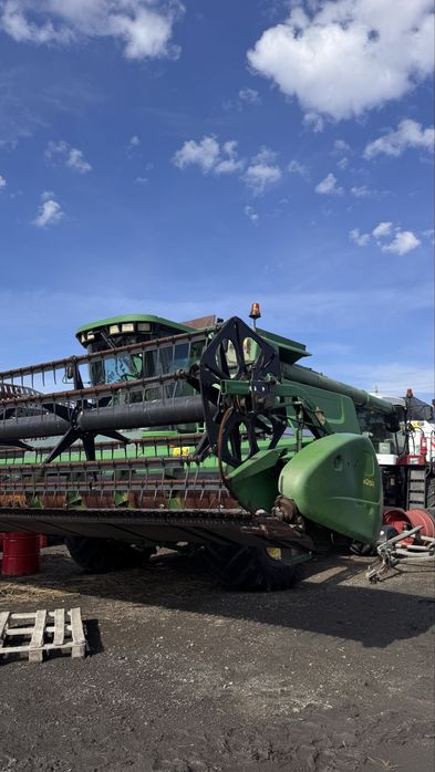 Продам John Deere 9560