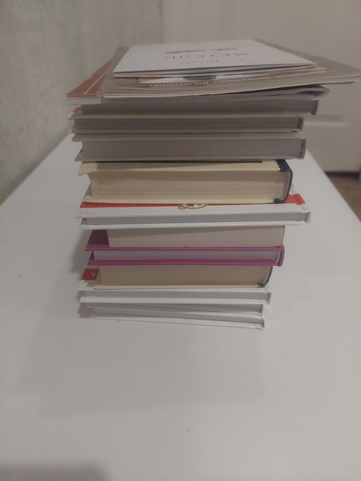 Продам сборник из 15 книг.