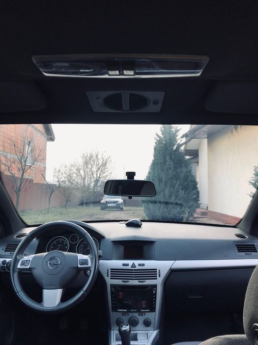 Opel astra H GTC 2009 Panoramic