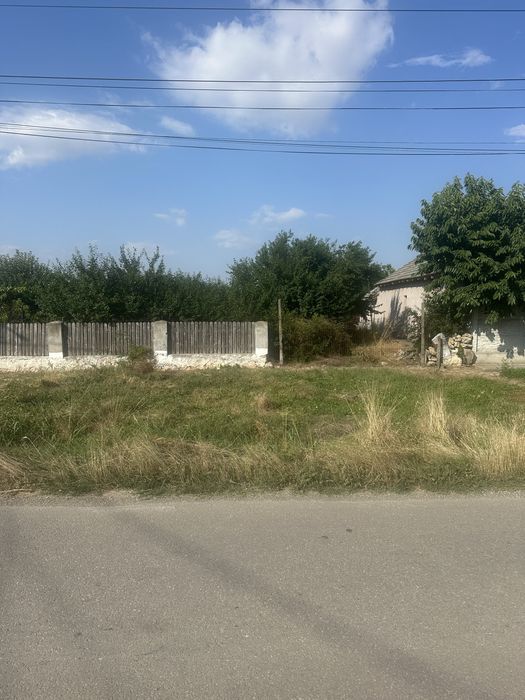 Vand teren intravilan cobadin