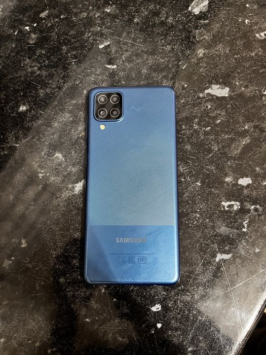 Продаётся телефон galaxy A12