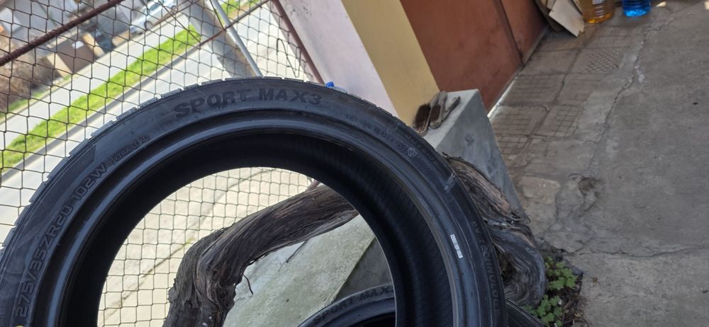 Гуми 275/35/20 Нови