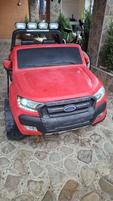 Masinuta electrica pentru copii M-Toys, cu telecomanda, Ford Ranger, Rosu