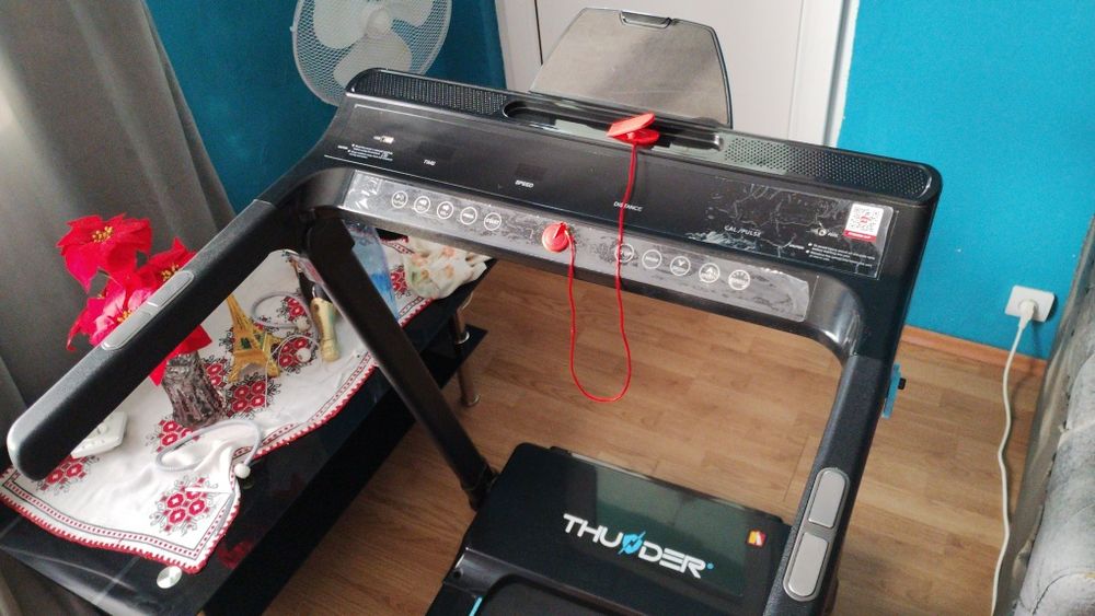 Banda de alergare - stare foarte buna