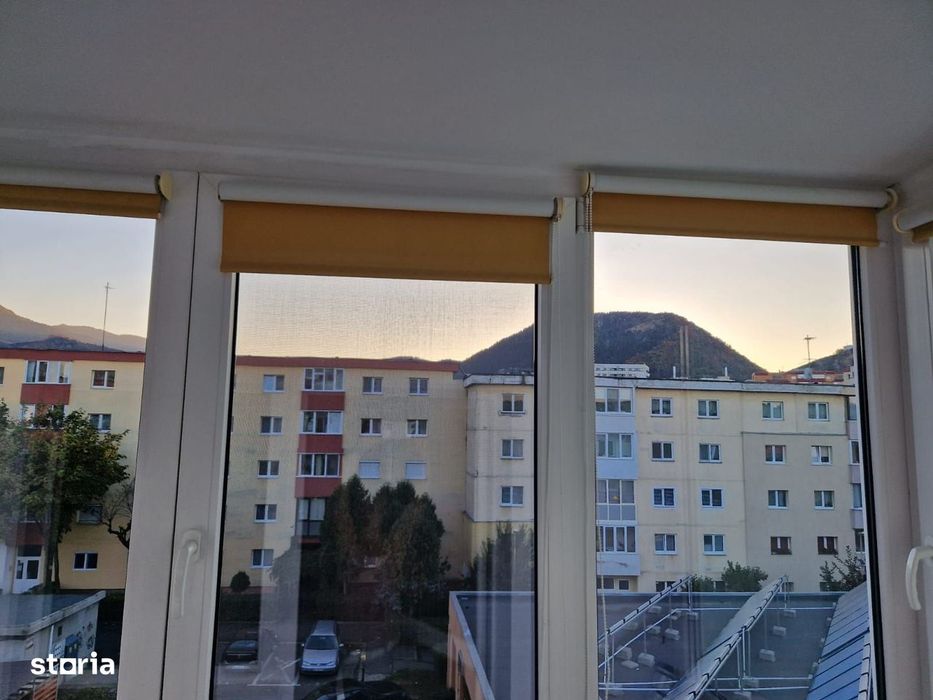 Apartament 3 camere , Astra