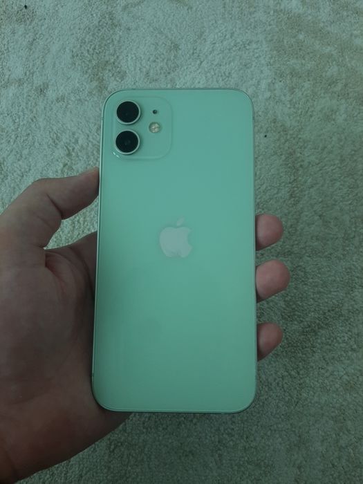 Iphone 12  sotiladi