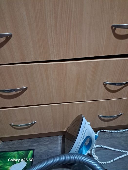 Продам новый комод и тахту