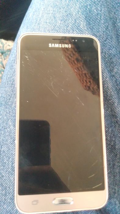 Sansung galaxy j320f