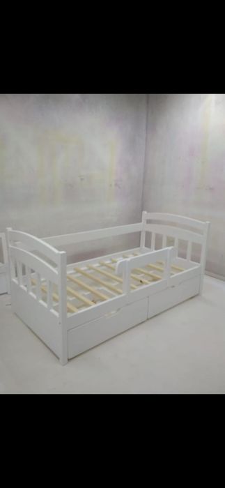 Кровать детская-подростковая, с матрасом