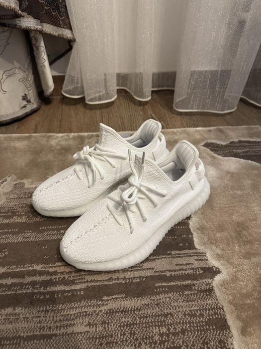 Adidas Yeezy 350 V2 Boost Cream White