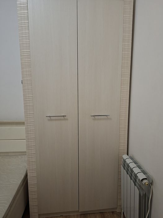 Кровать и  шкаф 2х дверный