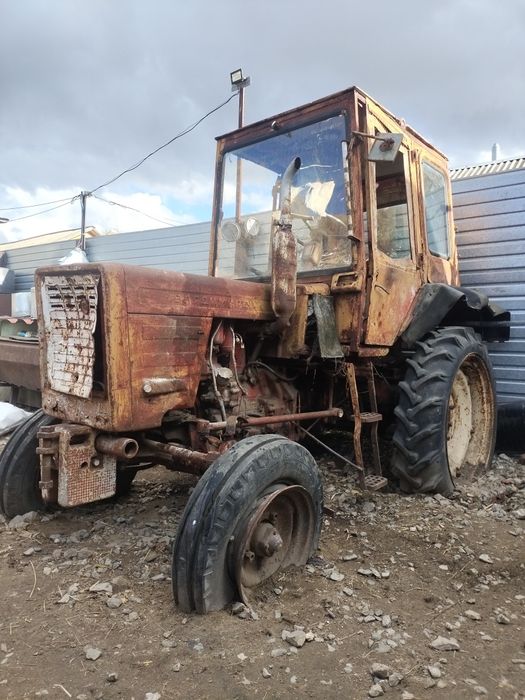 Продам трактор Т25