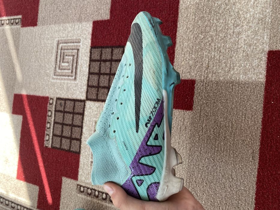 Бутсы футбольные air zoom
