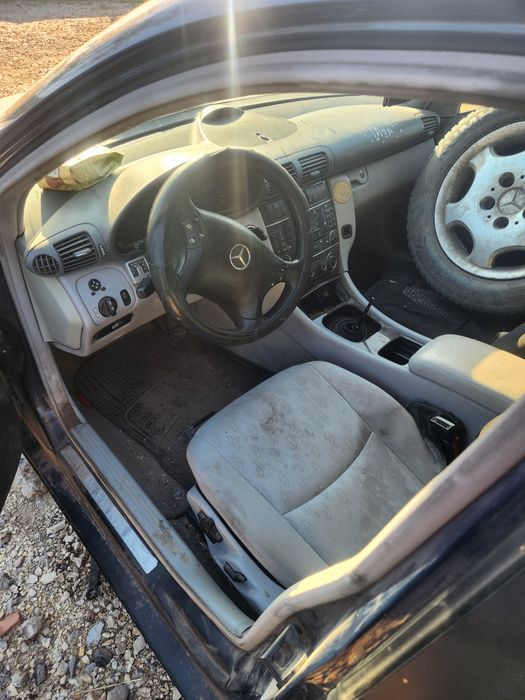 Мерцедес w203 2.2цди 143 на части/Mercedes w203 2.2cdi 143 na chasti