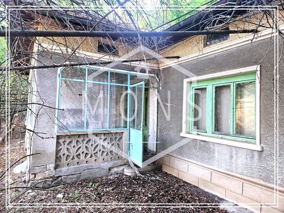 Къща в Велико Търново, област-с.Страхилово площ 70 цена 6200