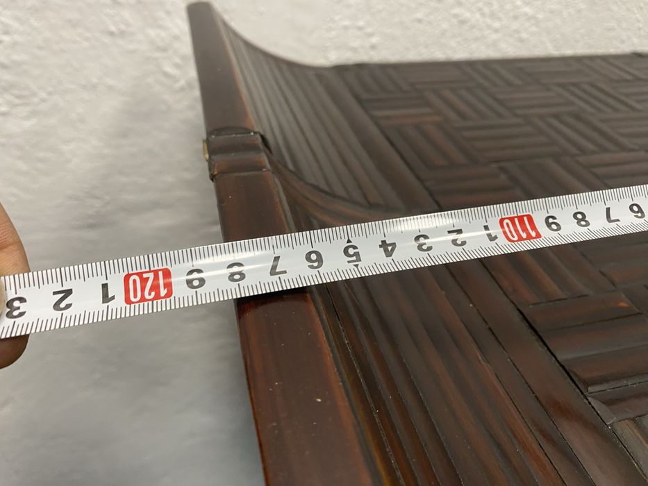 Стар китайски шкаф изработен ръчно с месингови панти