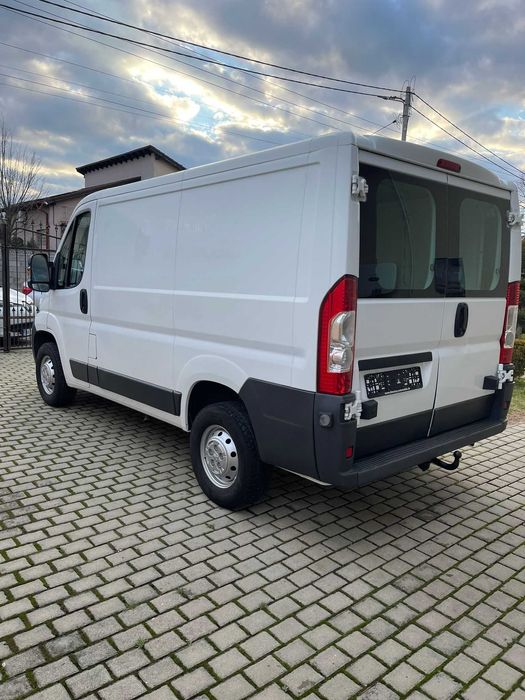 Peugeot Boxer 2.2 Diesel 2013 Euro 5 autoutilitara 3 locuri + marfa