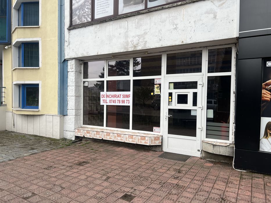 Inchiriez spatiu comercial