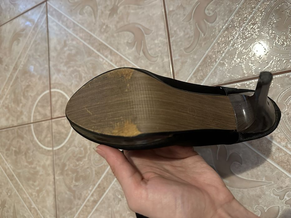 Pantofi Tulipano marimea 37 cu bareta