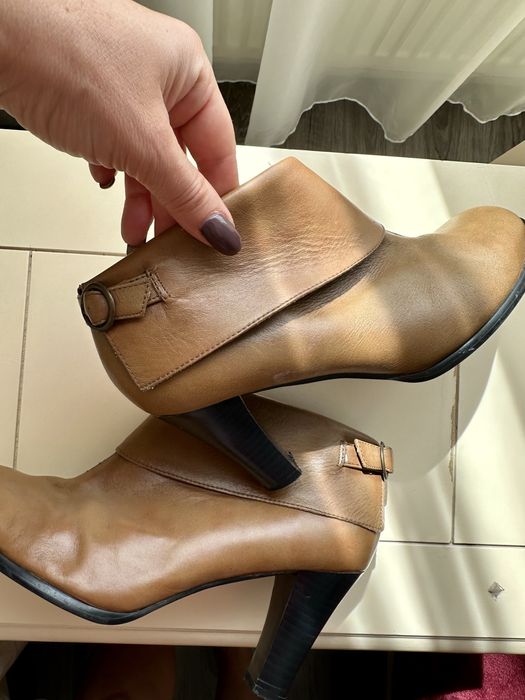 Botine din piele - marime 37