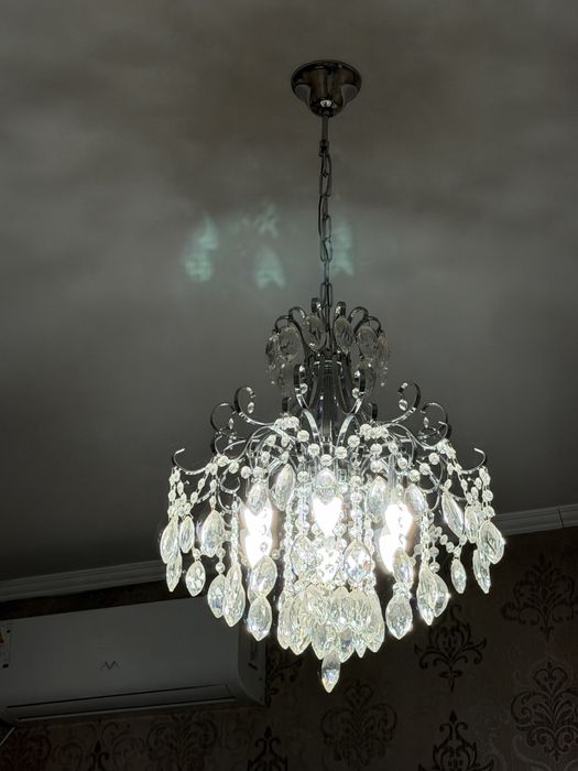 Люстры, две штуки, вместе за 5000 тг