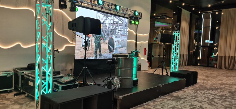 Sonorizare L'acoustics de inchiriat.