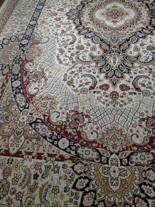 Кілем сатылады  тез арада