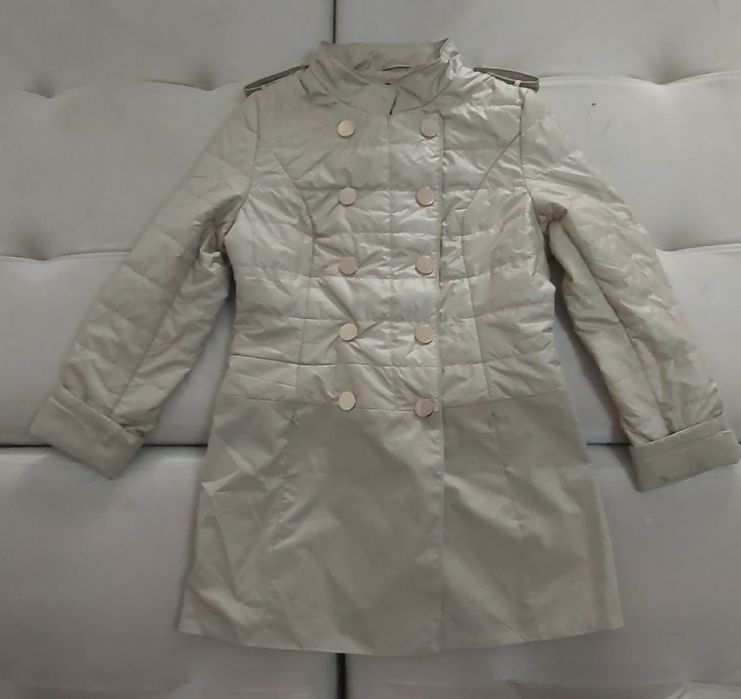 Новая куртка   не    ношенная