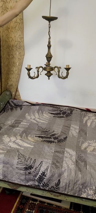 Люстрами железка