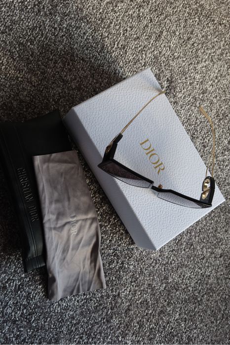 Ochelari Dior.