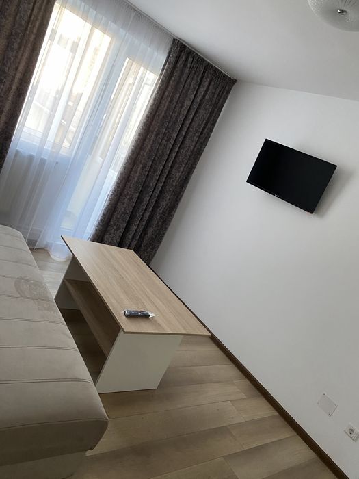 Inchiriez apartament!!