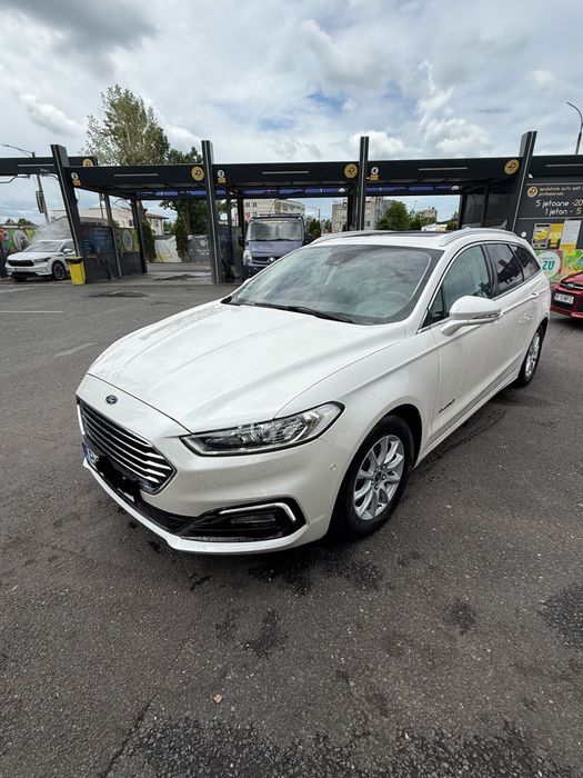 Inchriez pentu Uber/Bolt Tesla 3 Toyota Corolla Ford Mondeo Clio