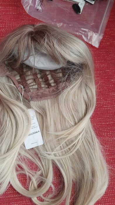 Peruca blonda  dreapta degrade -60 cm