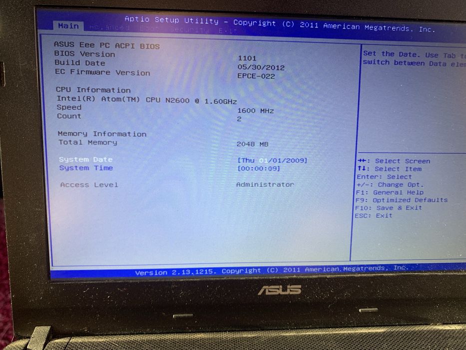 Продам нетбук Asus