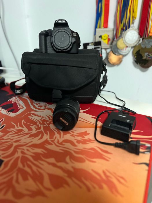 Aparat foto Canon EOS 4000D