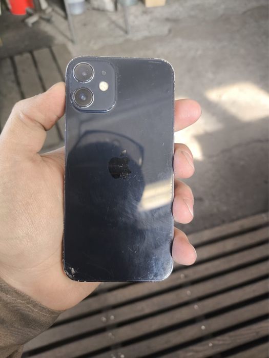 Iphone 12 mini с минусами