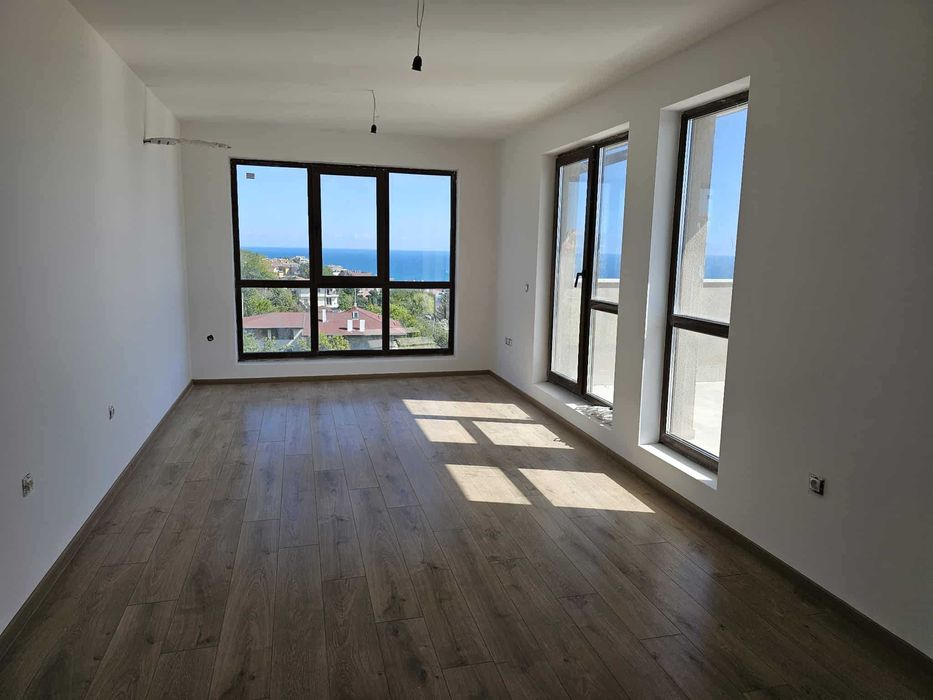 Продава се Тристаен апартамент в Варна, Бриз - 107 кв.м за 1335 €/кв.м - Снимка #13