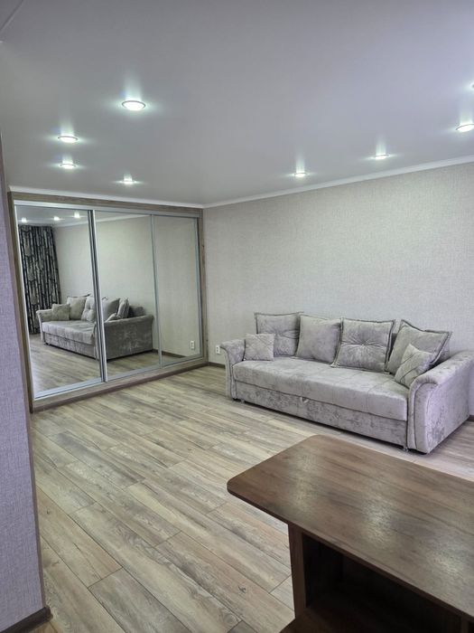 Сдам двухкомнатную новую квартиру.  Документы