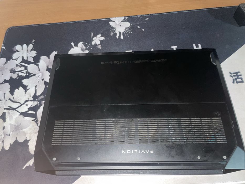 Продам ноутбук HP Pavilion Gaming 15