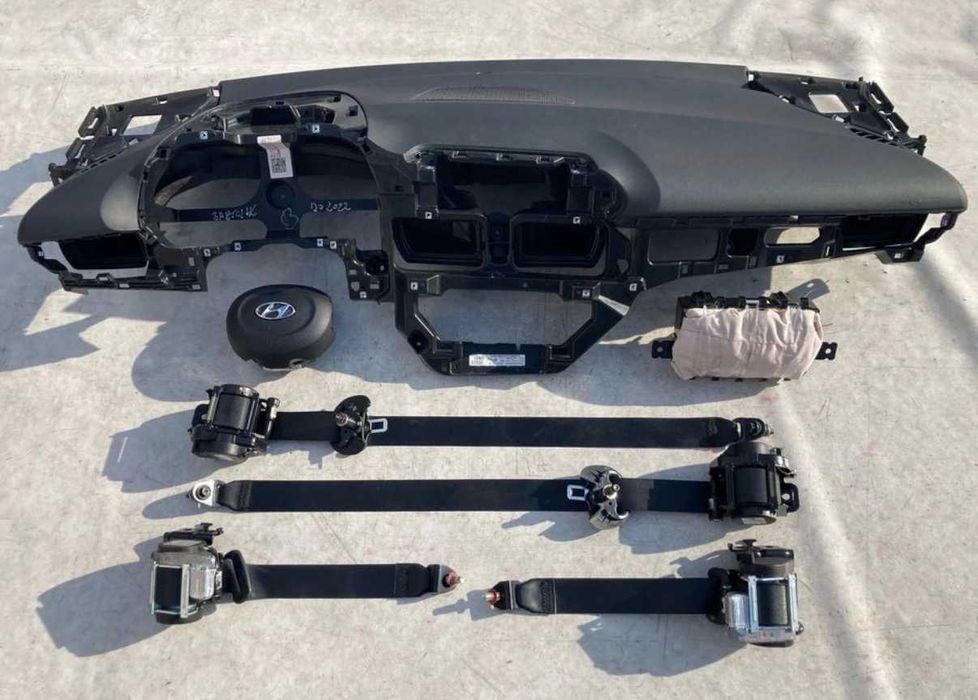 Арматурно табло аирбег колани airbag Hyundai I20 III 3