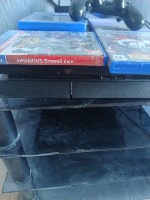 Продам сони плейтешен4