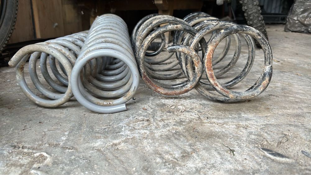 Продам пружины от приоры 2