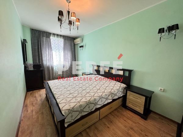 Продава се Тристаен апартамент в Поморие - 130 кв.м за 1154 €/кв.м - Снимка #4