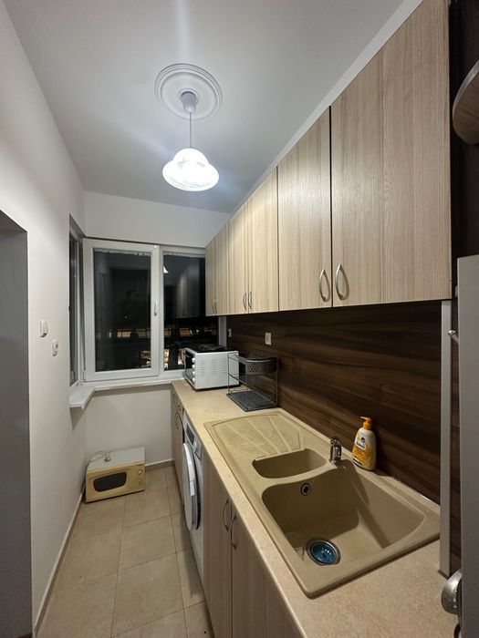 Дава се под наем Тристаен апартамент в Варна, Спортна зала - 100 кв.м за 510 € - Снимка #6