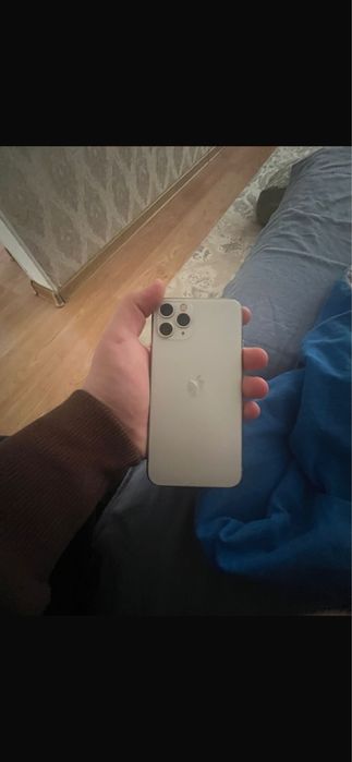 iPhone 11 Pro 64 ГБ