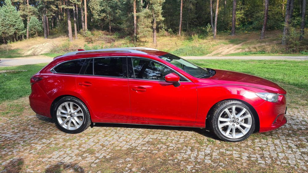 Vând MAZDA 6  2.2D SkyActiv Exclusive Line BOSE XENON KEYLESS NAVI