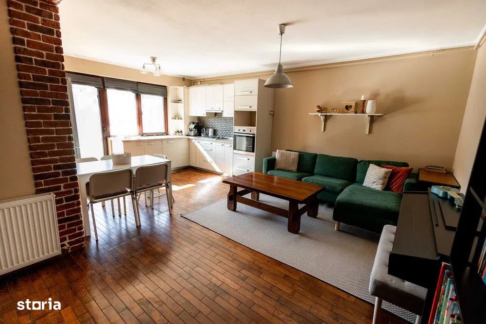 Apartament cu 2 camere, 62 mp, balcon, zona Cetatii