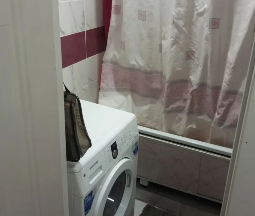 Сдам 2 ком квартиру 20 мкр